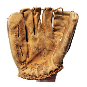 ROGER MARIS MVP Signature Model SPALDING 42-398 Form Pocket Baseball Glove LHT